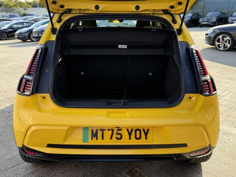 Renault 5 comfort range 52kWh iconic five Hatchback 5dr Electric Auto (150 ps) 20