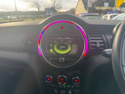 Mini Hatch 1.2 One Euro 6 (s/s) 3dr 11