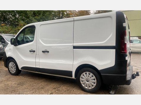 Vauxhall Vivaro 1.6 CDTi 2700 L1 H1 Euro 6 5dr 15