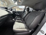 Ford Fiesta ZETEC WHITE EDITION SPRING 12