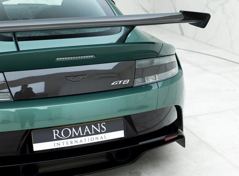 Aston Martin Vantage GT8 21