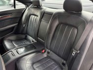 Mercedes-Benz CLS 2.1 CLS220d AMG Line Coupe 4dr Diesel G-Tronic+ Euro 6 (s/s) (177 ps) 31