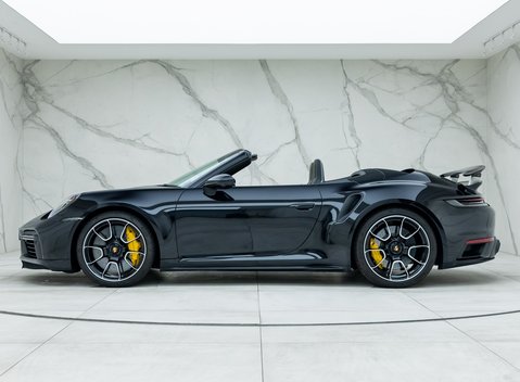 Porsche 911 Turbo S Cabriolet (992) 3