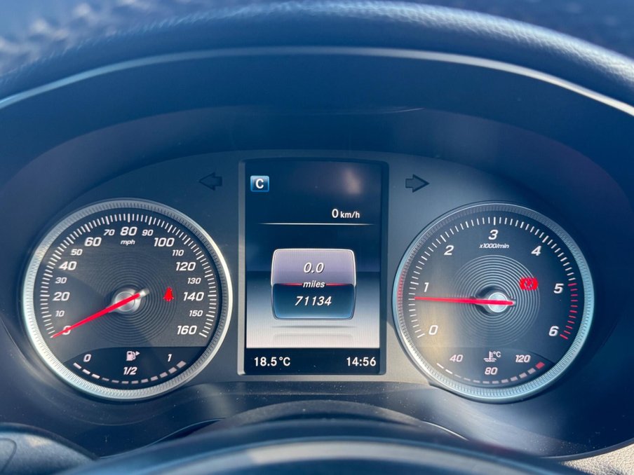 2015 Mercedes-Benz C Class — image 41