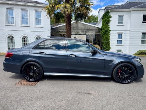 Mercedes-Benz E Class 5.5 E63 V8 BiTurbo AMG SpdS MCT Euro 6 (s/s) 4dr 13