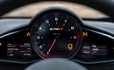 McLaren 675LT 18