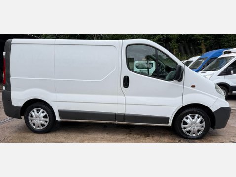 Vauxhall Vivaro 2.0 2900 CDTi Panel Van 4dr Diesel Manual FWD L3 (224 g/km, 89 bhp) 26
