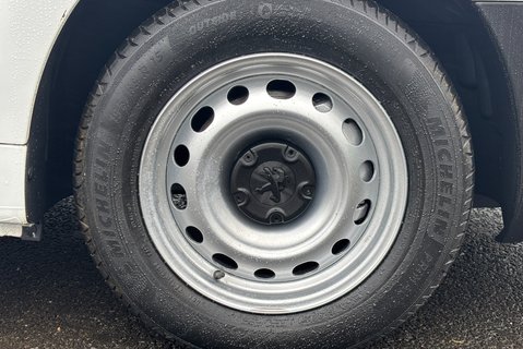 Peugeot Partner 850 S L1 1.6 Hdi 92ps Panel Van - Direct from MOD 26