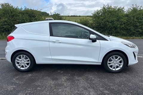 Ford Fiesta 1.5 Tdci Panel Van - Air Con 8