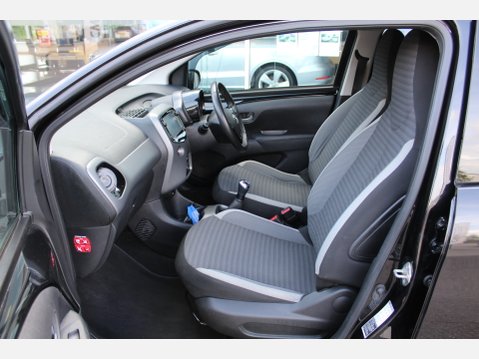 Toyota Aygo VVT-I X-TREND 32