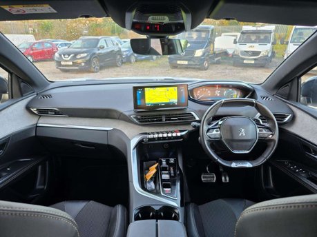 Peugeot 3008 1.2 HYBRID GT SUV 5dr Petrol Hybrid e-DSC6 Euro 6 (s/s) (136 ps) 19