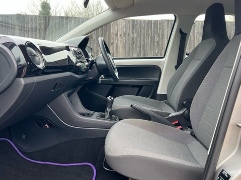 Volkswagen Up MOVE UP BLUEMOTION TECHNOLOGY 3