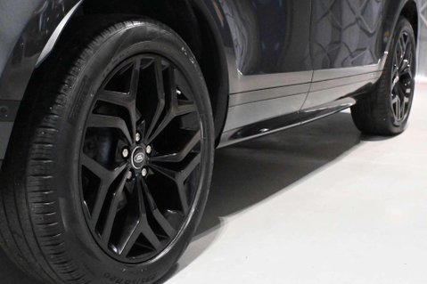 Land Rover Range Rover Evoque R-DYNAMIC HSE MHEV 23