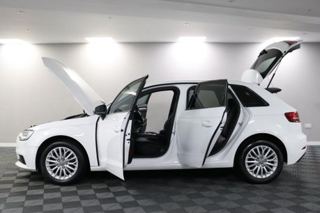 Audi A3 SPORTBACK TFSI SE TECHNIK 4