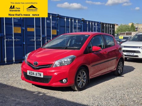 Toyota Yaris 1.33 Dual VVT-i Icon Plus Hatchback 5dr Petrol Multidrive S Euro 5 (99 ps) 3