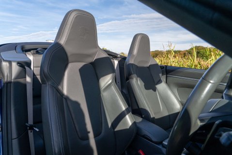 Porsche 911 3.0 911 Carrera S Semi-Auto 2dr 11