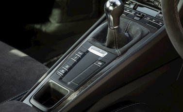 Porsche Cayman (981) GT4 18