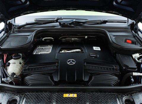 Mercedes-Benz GLS 600 42