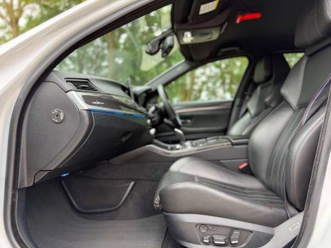BMW 5 Series 2.0 520d M Sport Auto 5dr 51