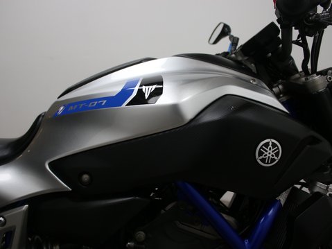Yamaha MT-07 39