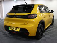 Peugeot e-208 GT PREMIUM 11