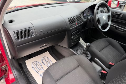 Volkswagen Golf MATCH TDI - ONE OWNER - 18 SERVICE STAMPS!  CAMBELT CHANGED 3 TIMES! 24