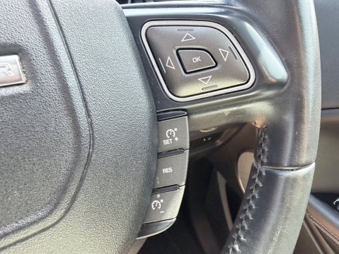 Land Rover Range Rover Evoque 2.0 TD4 SE TECH 21
