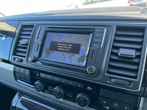 Volkswagen Caravelle EXECUTIVE TDI BMT 18