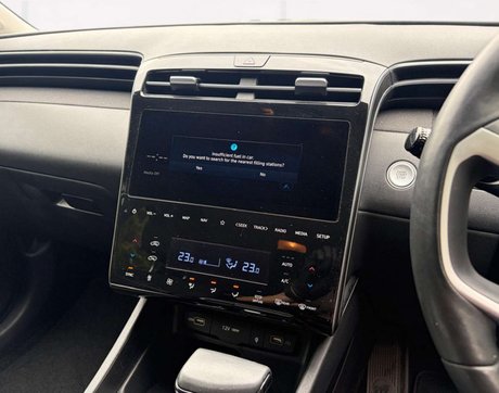 Hyundai IONIQ 1.6 IONIQ Premium SE PHEV Semi-Auto 5dr 19