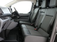 Peugeot Expert 1400 1.5 BlueHDi 100 Professional Premium Van 4