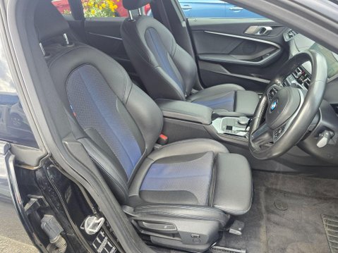BMW 2 Series 2.0 220i M Sport DCT Euro 6 (s/s) 4dr 11