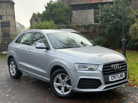 Audi Q3 TFSI SPORT 4