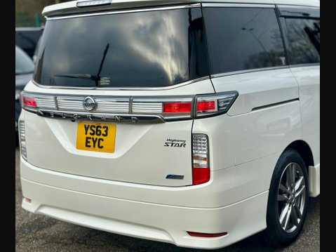 Nissan Elgrand HIGHWAY STAR+GRADE 4B+4WD+WAX OIL+ 38