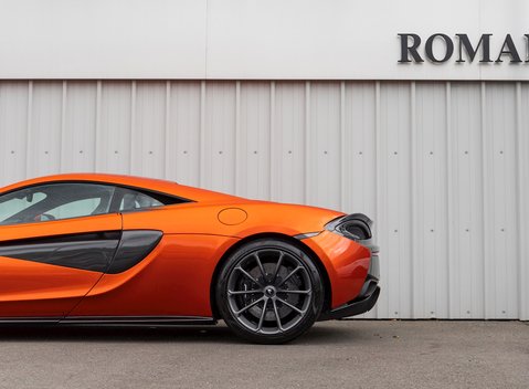 McLaren 570S 31