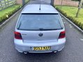Volkswagen Golf R32 12