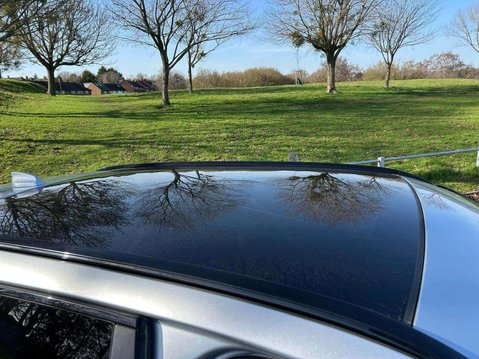 Jaguar F-Pace 2.0 D180 R-Sport Auto AWD Euro 6 (s/s) 5dr 17