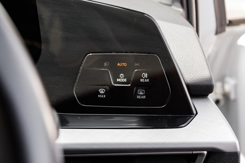 Volkswagen Golf LIFE TSI 15