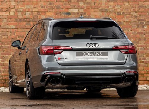 Audi RS4 Avant Sport Edition 3