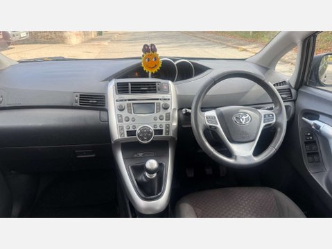 Toyota Verso 2.0 Verso TR D-4D 5dr 6