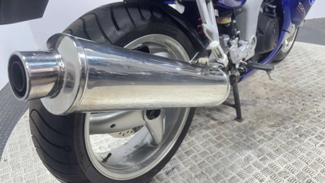 Triumph Sprint 2002 27K RUNNING PROJECT BIKE SPARES OR REPAIR SPORTS TOURER 26