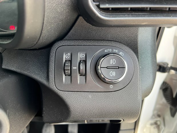 Vauxhall Combo SWB L1H1 Low Roof Sportive Air Con Sensors EURO 6 NO VAT 41