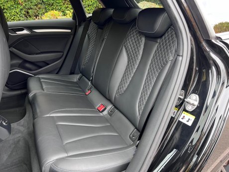 Audi S3 2.0 TFSI Black Edition Sportback S Tronic quattro Euro 6 (s/s) 5dr 32