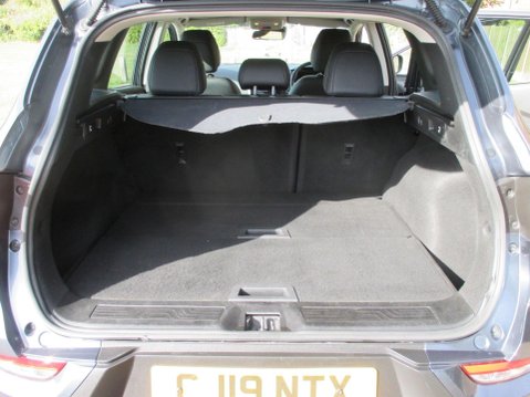 Renault Kadjar 1.3 TCe Iconic Euro 6 (s/s) 5dr 48