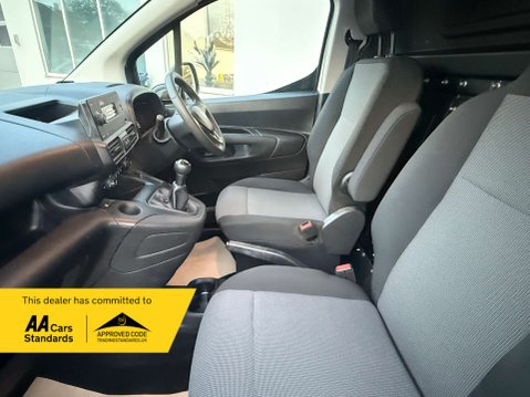 Vauxhall Combo 1.6 Combo 2300 Edition S/S 14