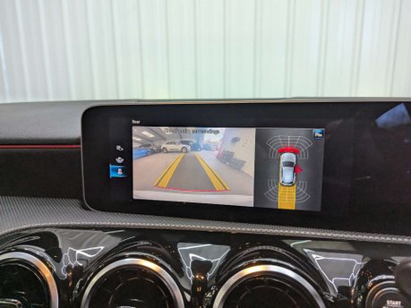 Mercedes-Benz A Class 1.3 A 200 AMG Line Exeutive Auto 5dr 85