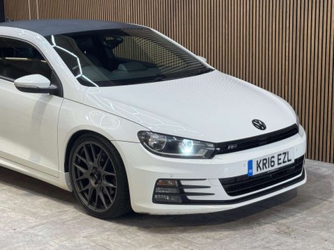 Volkswagen Scirocco 2.0 Scirocco R-Line BlueMotion Technology TDI Semi-Auto 3dr 17