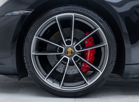 Porsche 911 Targa 4S (992) 33