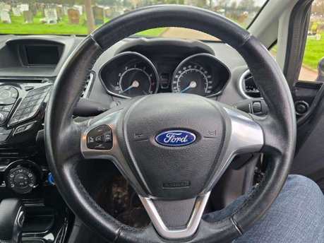 Ford Fiesta 1.0T EcoBoost Zetec Powershift Euro 6 5dr 39