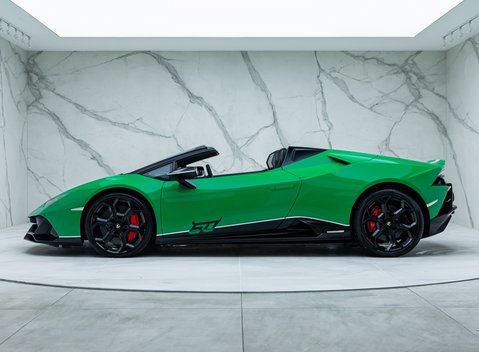 Lamborghini Huracan LP 640-4 EVO SPYDER 60th Anniversary Edition 6