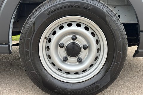 Ford Transit 350 L3H2 130 ps DCIV - Air Con / Sat Nav 30